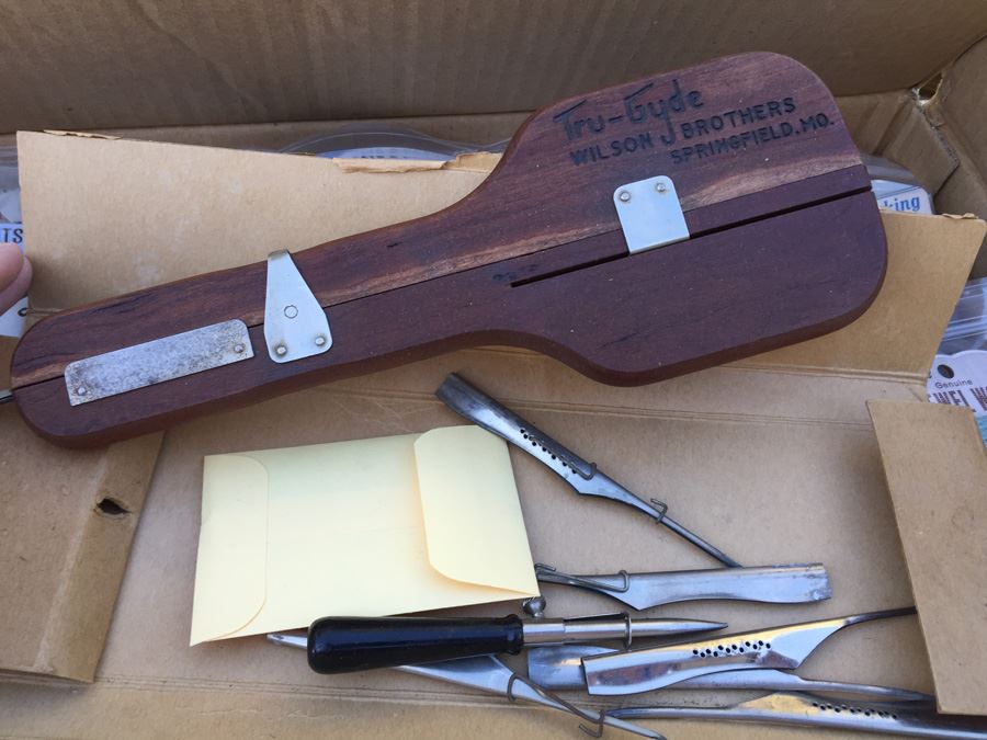 Sewing Craft Lot [Photo 2]