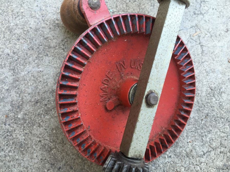 (11) Lot Of Vintage Tools Including Hand Drills And Yankee Ratcheting Screwdrivers [Photo 6]