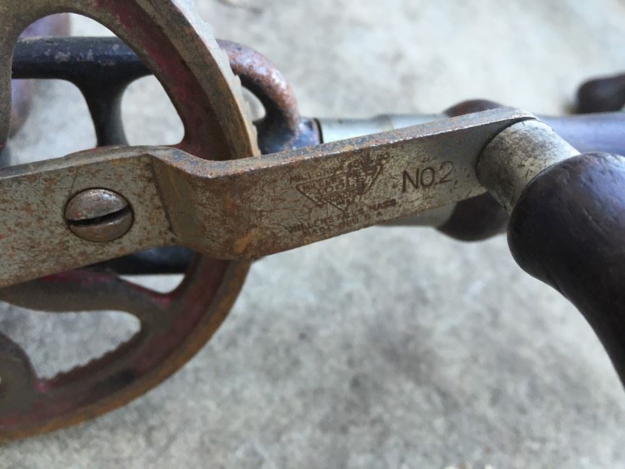 (11) Lot Of Vintage Tools Including Hand Drills And Yankee Ratcheting Screwdrivers [Photo 7]