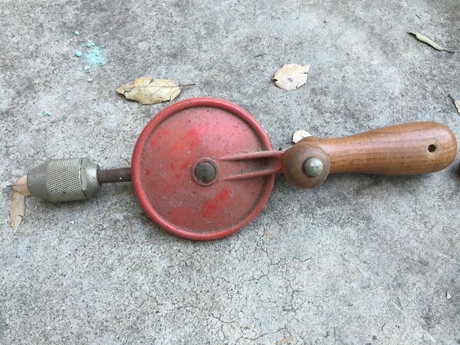 (11) Lot Of Vintage Tools Including Hand Drills And Yankee Ratcheting Screwdrivers [Photo 5]