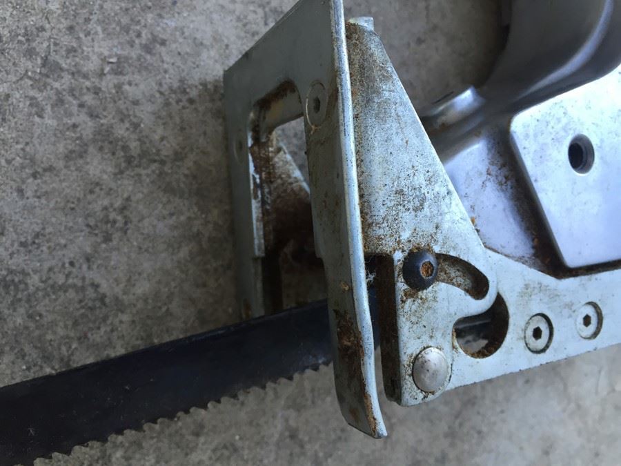 Chicago Power Tools Heavy Duty Reciprocal Saw Aluminum Body [Photo 4]