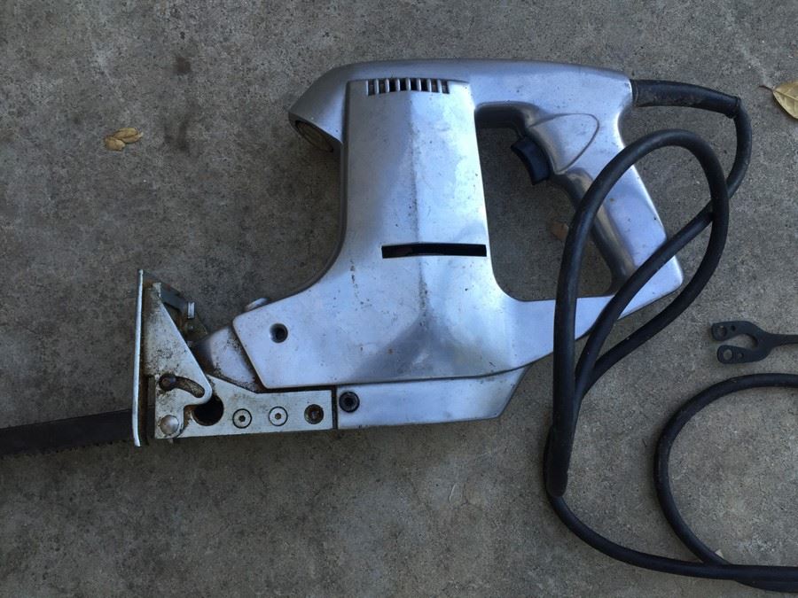 Chicago Power Tools Heavy Duty Reciprocal Saw Aluminum Body [Photo 2]