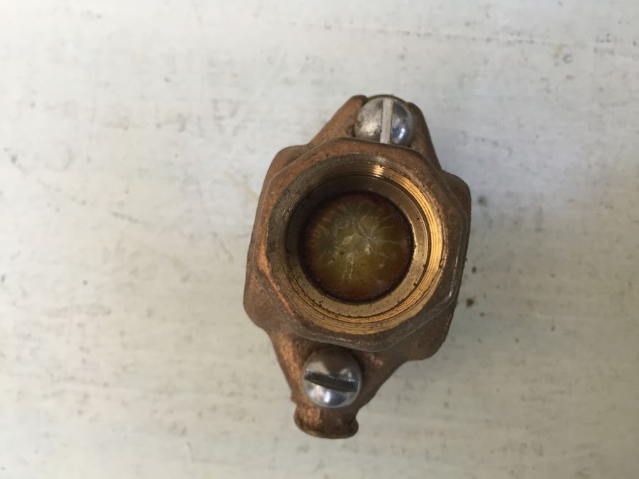 (2) Champion Manual Straight Valves And Bag Of Brass Plumbing Items [Photo 9]