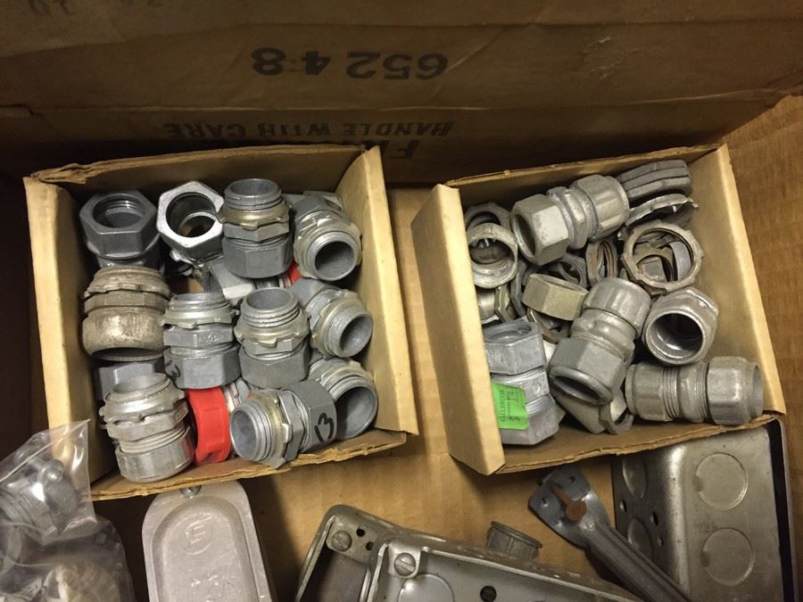 Electrical Equipment Lot [Photo 6]