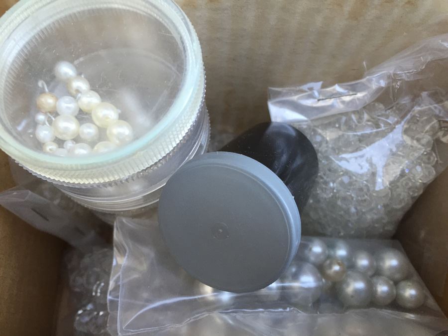 HUGE Bead Lot [Photo 27]