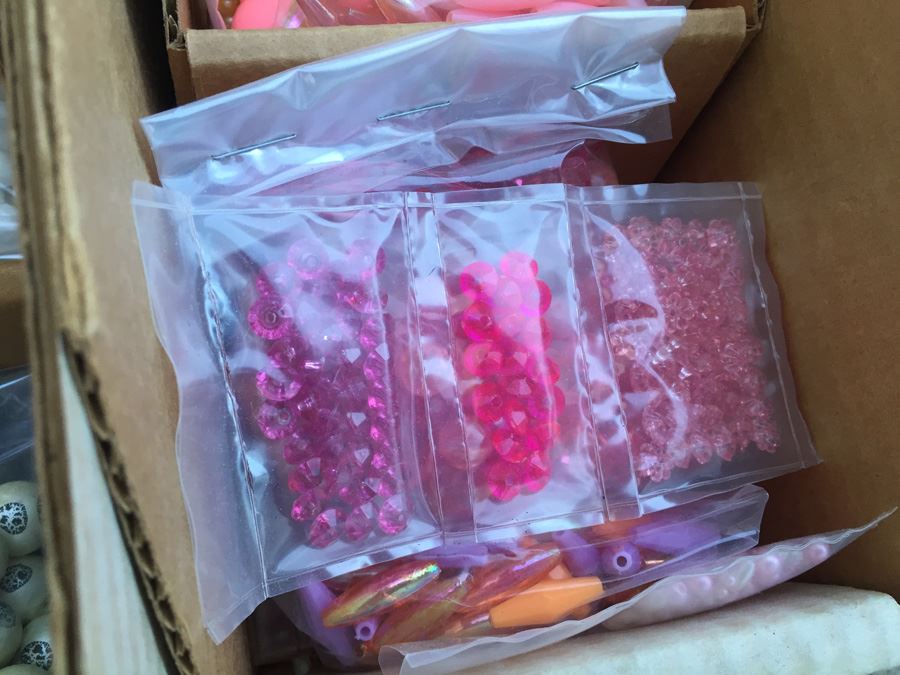 HUGE Bead Lot [Photo 14]