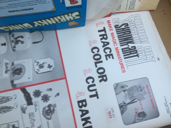 Shrink Art Lot [Photo 16]