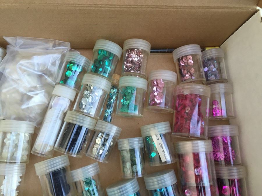 Sequin Lot [Photo 11]