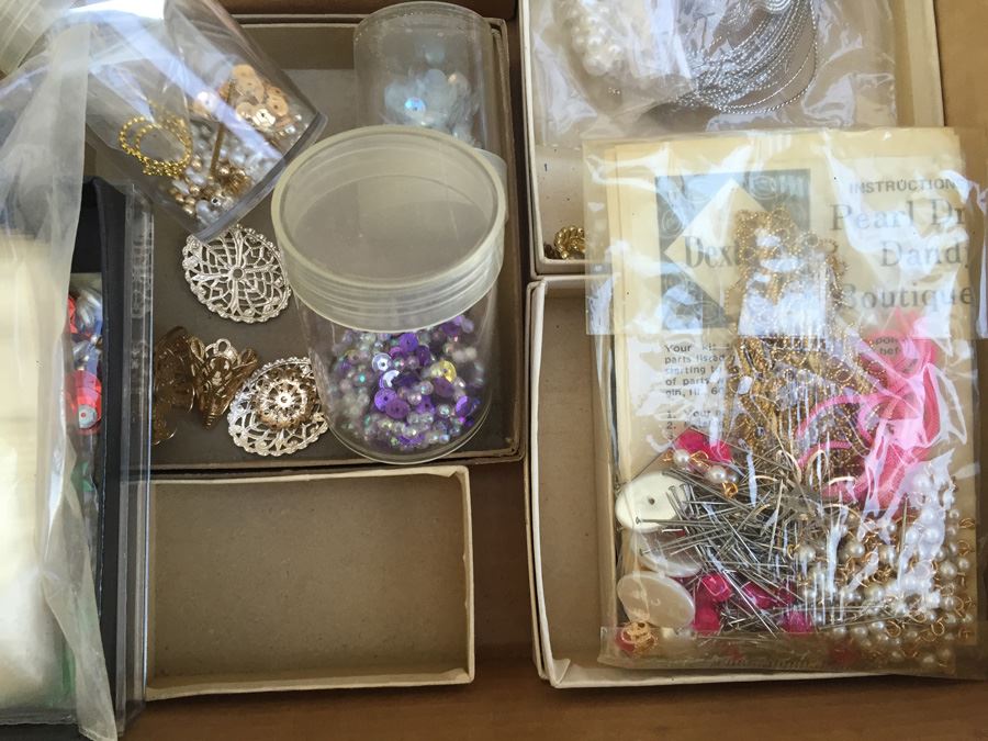 Ornament Making Supplies [Photo 2]