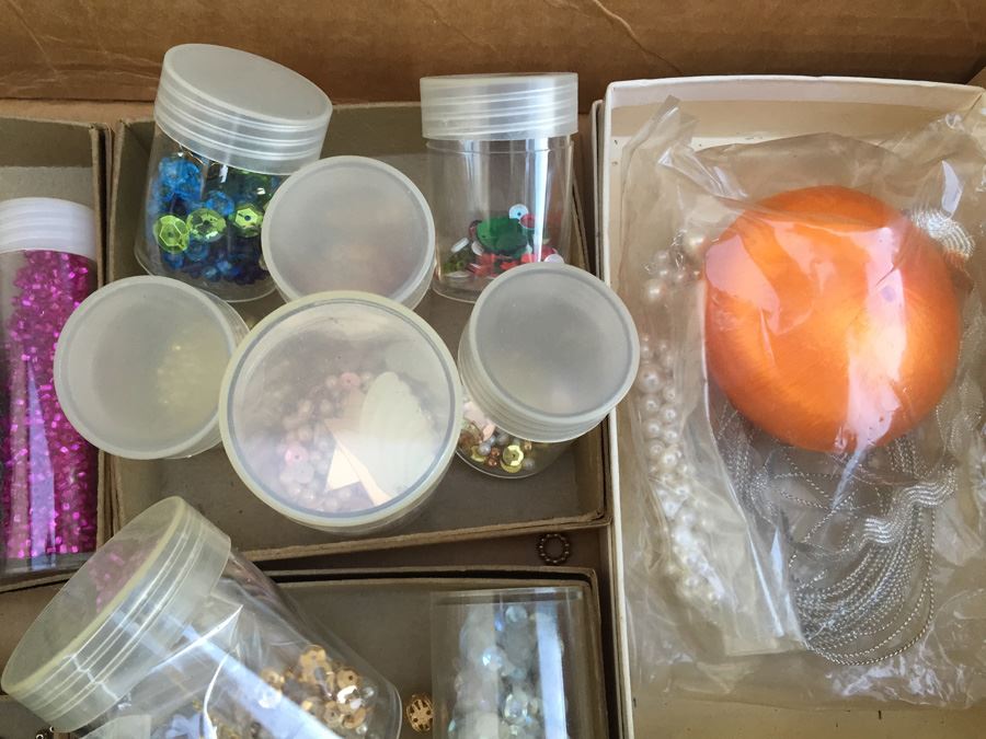 Ornament Making Supplies [Photo 3]