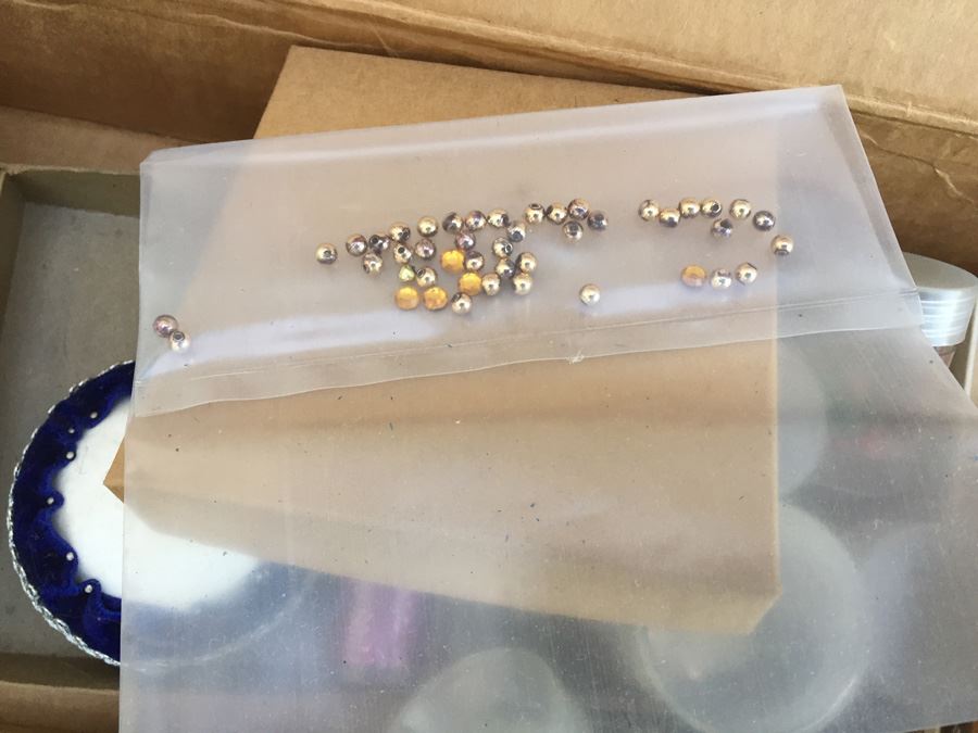 Ornament Making Supplies [Photo 10]