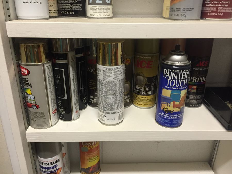 Spray Paint Lot Includes Shelf [Photo 8]