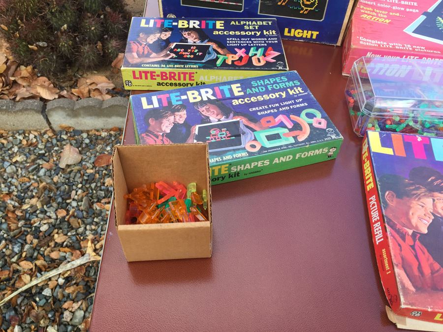 Vintage HASBRO LITE-BRIGHT Lot [Photo 3]