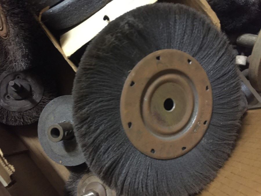 Grinding Wheel Lot [Photo 1]
