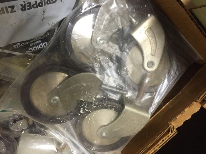 Huge Caster Lot [Photo 5]