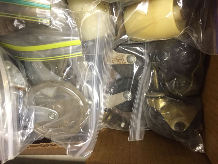 Huge Caster Lot [Photo 20]