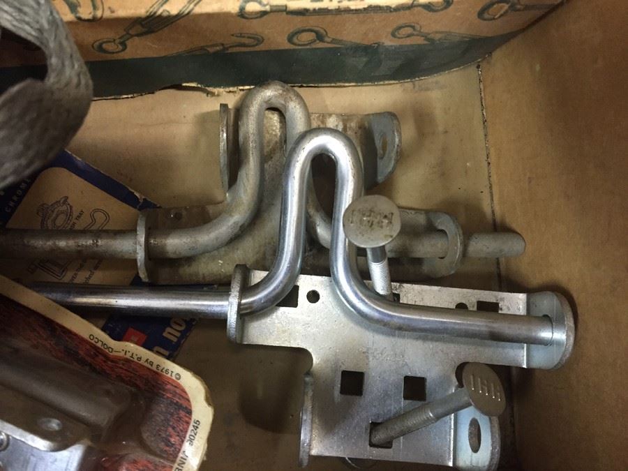 Hardware Turnbuckle Lot [Photo 9]