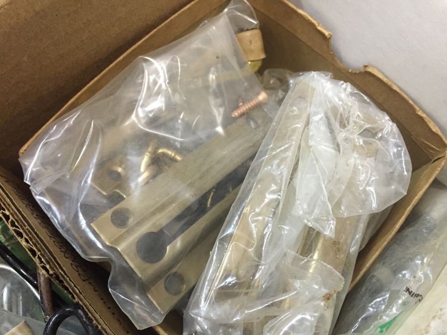 Door Hardware Lot [Photo 12]