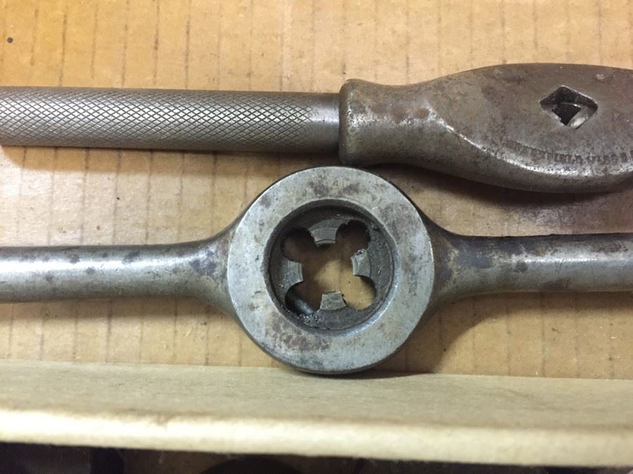 Huge Tool Lot With Taps And Chucks CRAFTSMAN Besly [Photo 4]