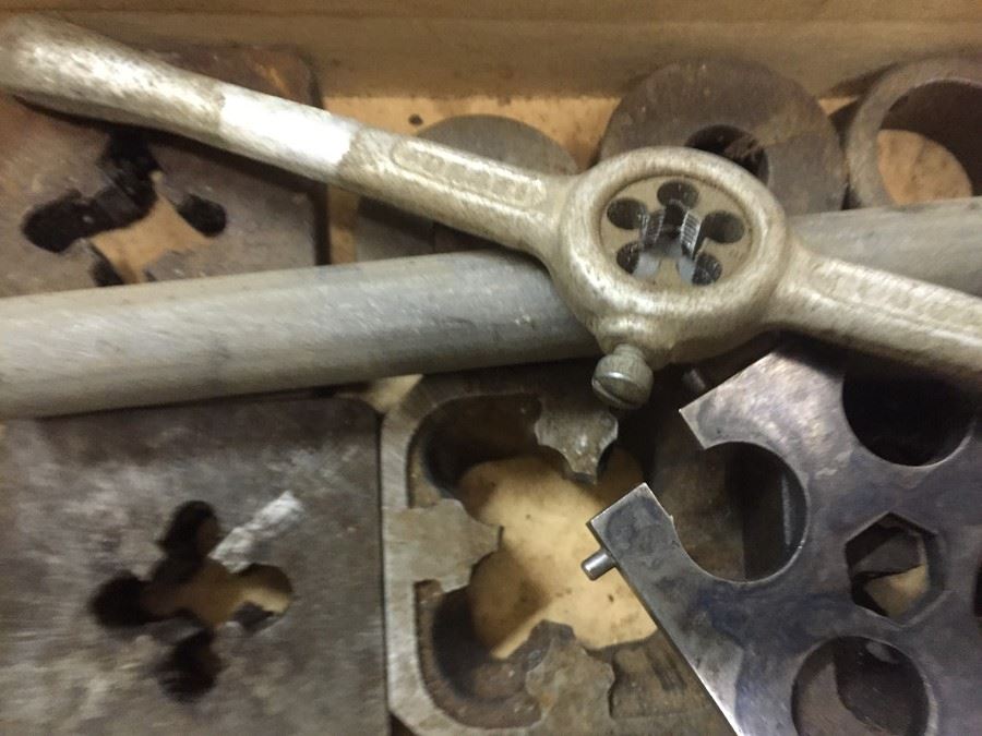 Huge Tool Lot With Taps And Chucks CRAFTSMAN Besly [Photo 15]