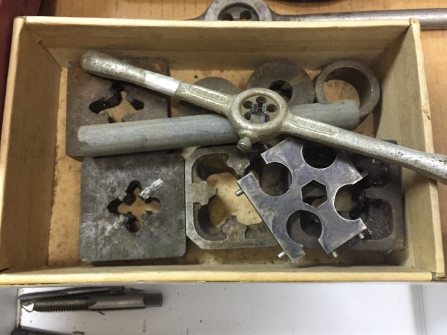 Huge Tool Lot With Taps And Chucks CRAFTSMAN Besly [Photo 16]