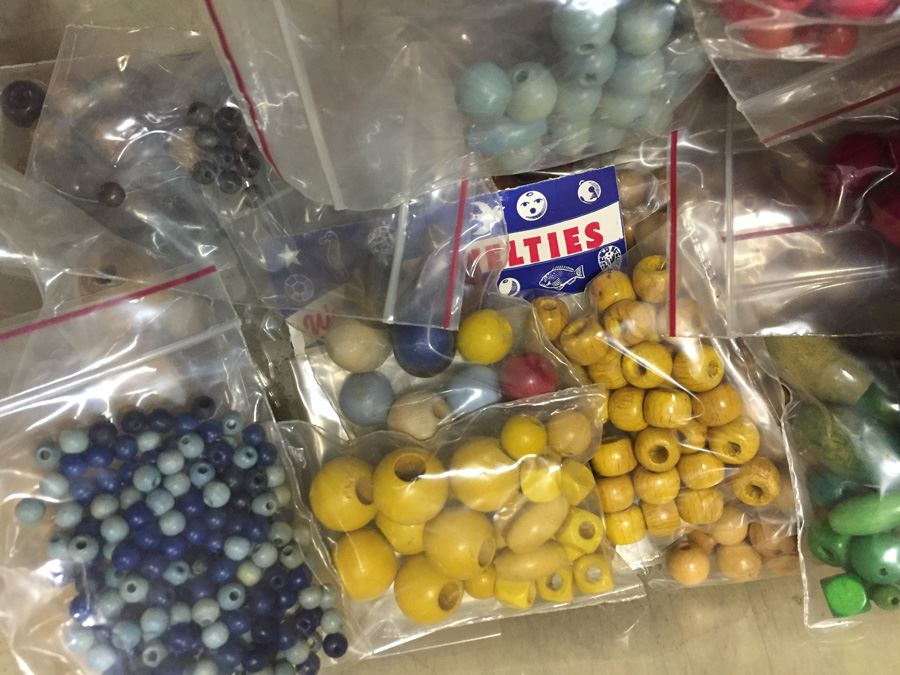 Wooden Bead Lot [Photo 8]
