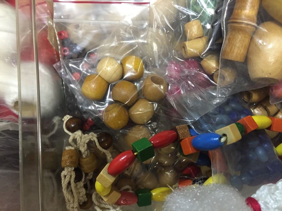 Wooden Bead Lot [Photo 2]