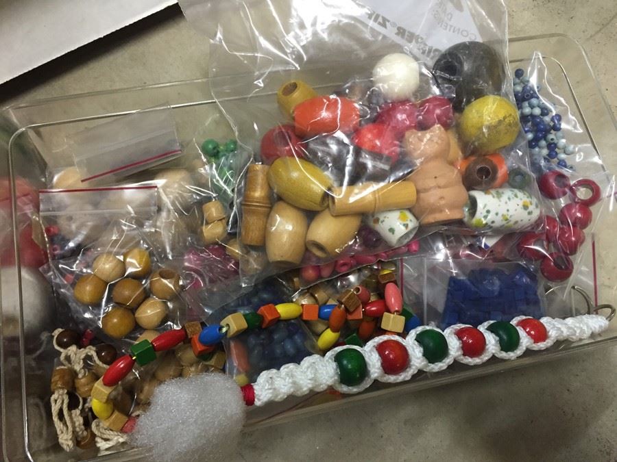 Wooden Bead Lot [Photo 1]