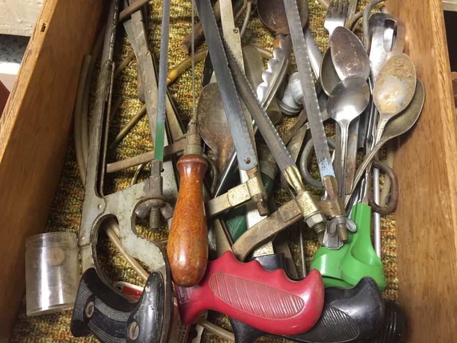 Hacksaw Drawer Lot [Photo 7]