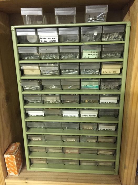 Metal Green Storage Cabinet With Hardware