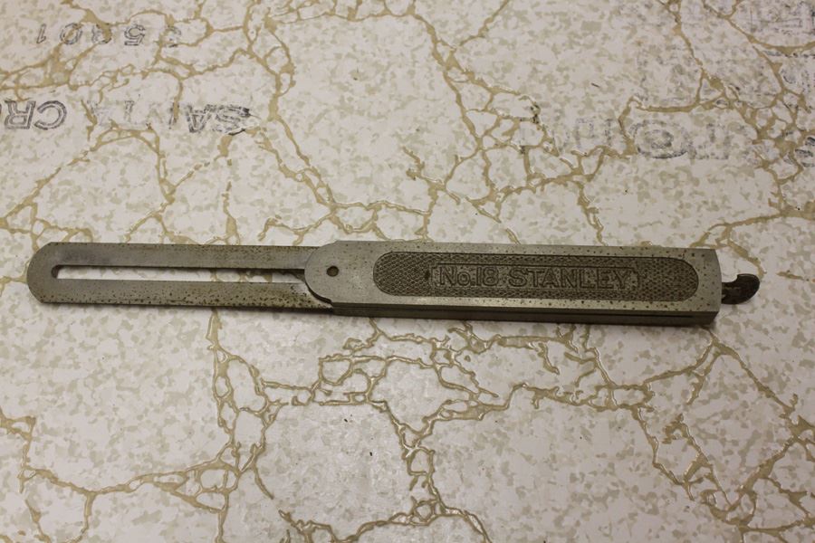 Vinage Stanley No. 18 Aluminum Sliding T Bevel [Photo 1]
