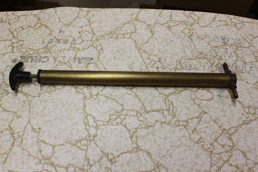 Brass Bike Pump [Photo 1]
