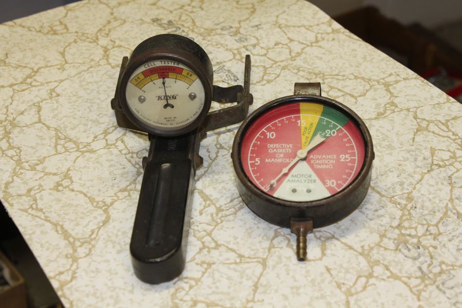 Old Automotive Testing Gauges MOTOR ANALYZER And Battery Cell Tester [Photo 1]