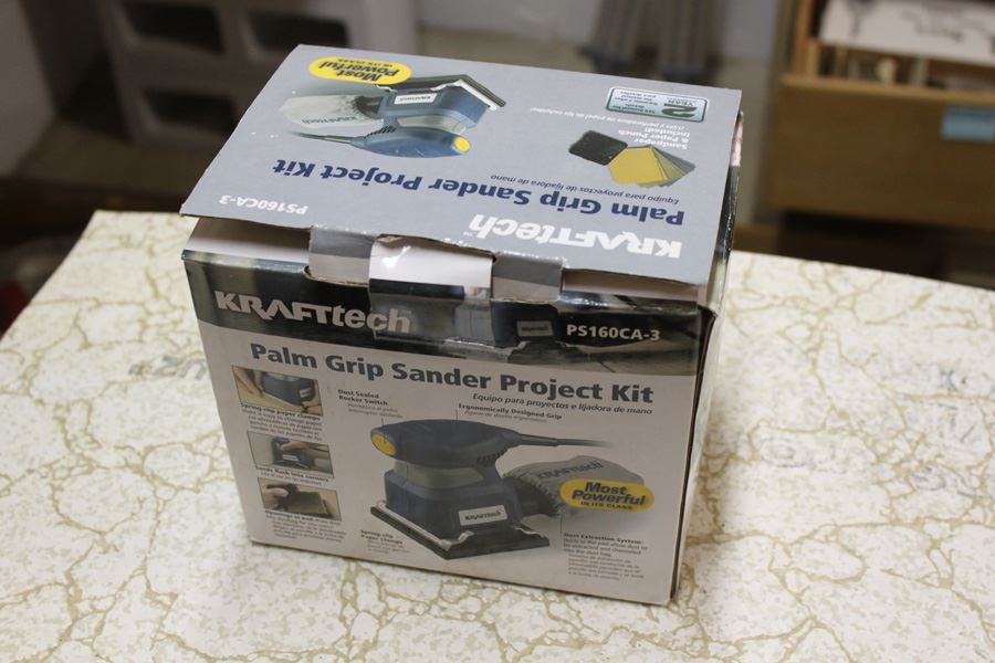 Palm Grip Sander [Photo 1]