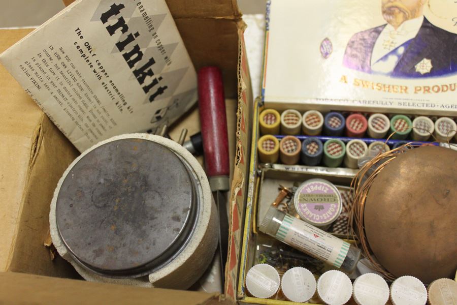 Vintage Trinkit Hobby Kit For Enamelling With Electric Kiln And Supplies [Photo 6]