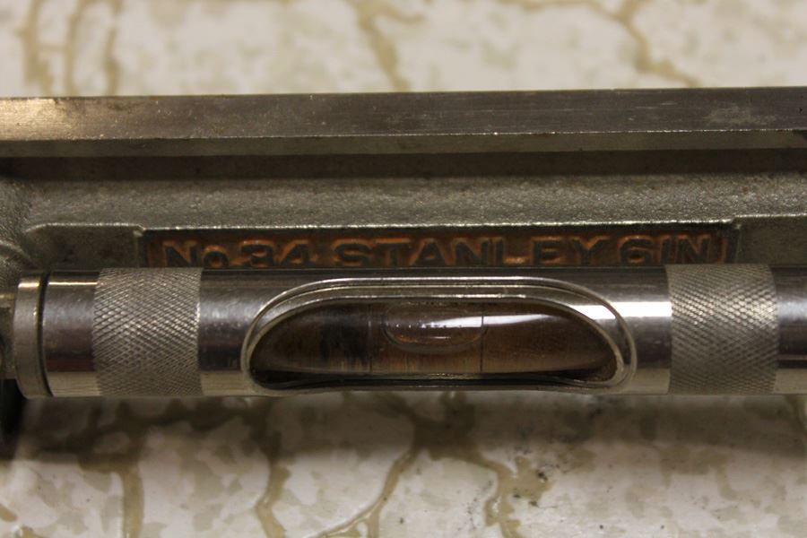 No. 34 Stanley Level 6' Machinist's [Photo 2]