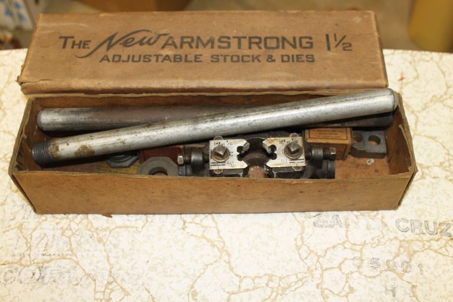 The New Armstrong Adjustable Stock & Dies Pipe Threader Tool [Photo 3]