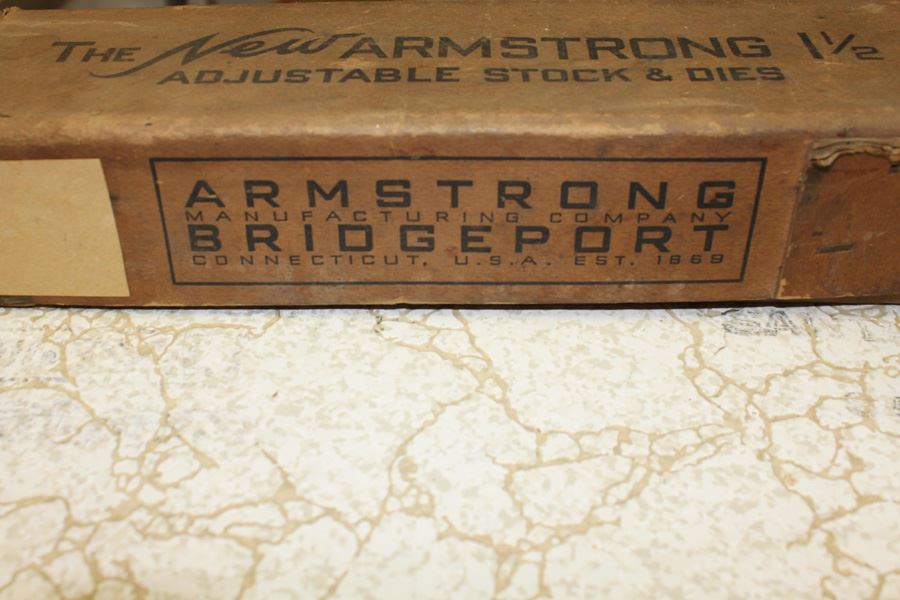 The New Armstrong Adjustable Stock & Dies Pipe Threader Tool [Photo 2]