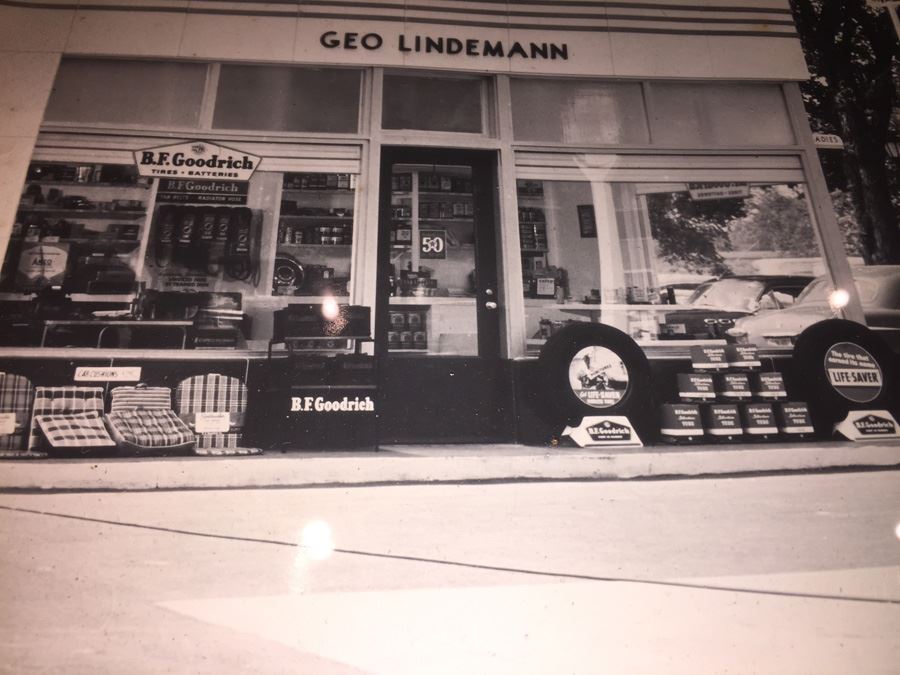 Vintage Photos Of Family's TEXACO Stations [Photo 12]