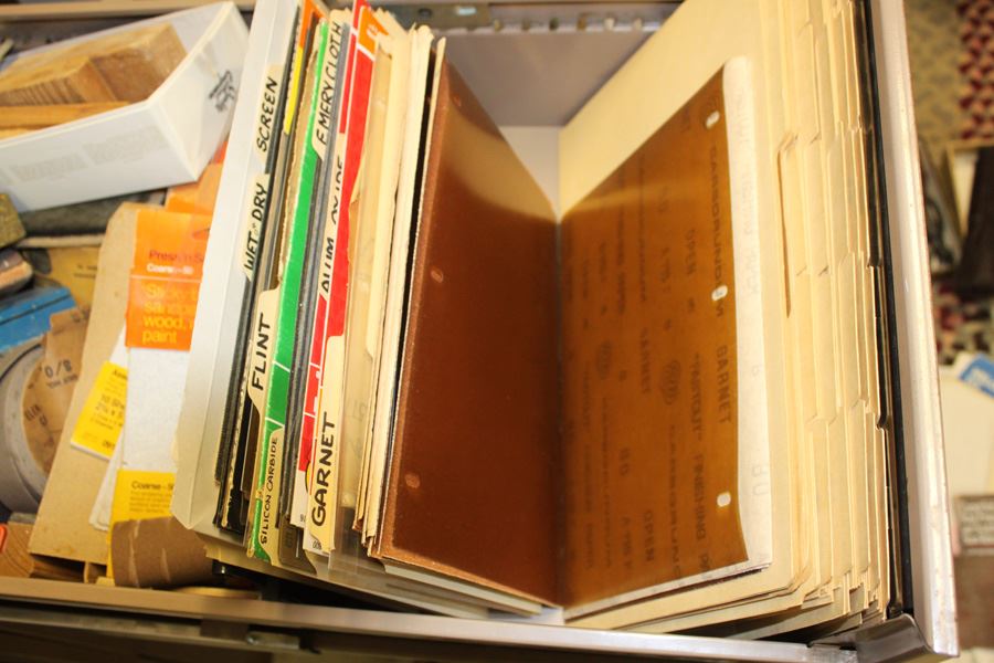 Sand Paper Lot [Photo 2]