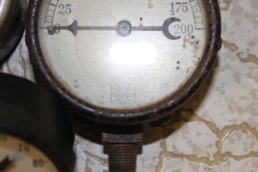 Vintage Gauge Lot [Photo 2]