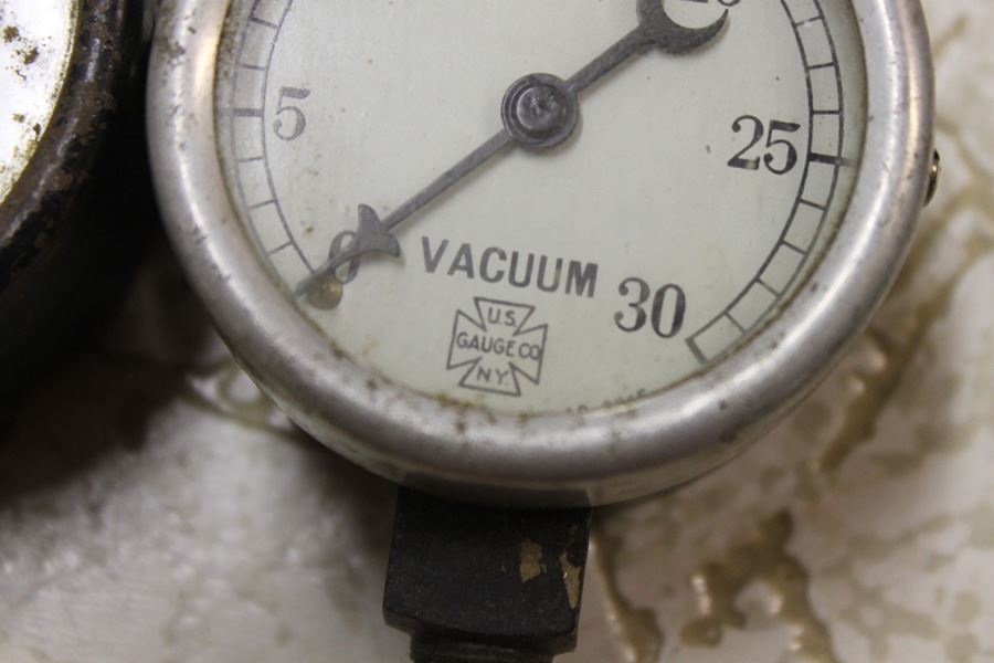 Vintage Gauge Lot [Photo 5]