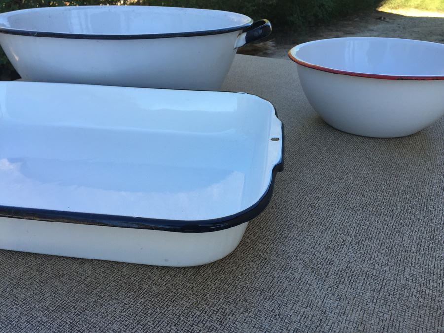 Vintage Enamelware [Photo 4]