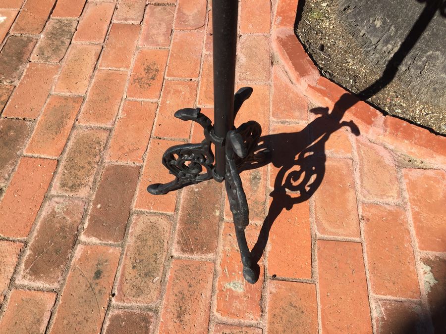 Vintage Black Wrought Iron Stand [Photo 4]