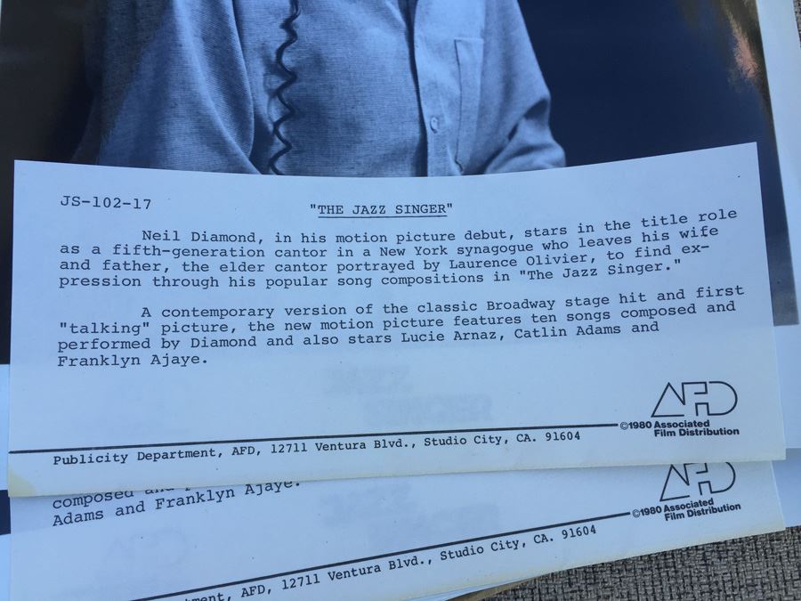 Neil Diamond Collectibles Lot [Photo 11]