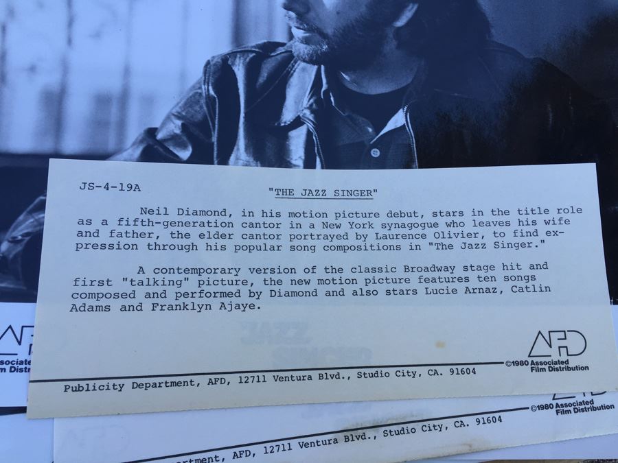 Neil Diamond Collectibles Lot [Photo 17]