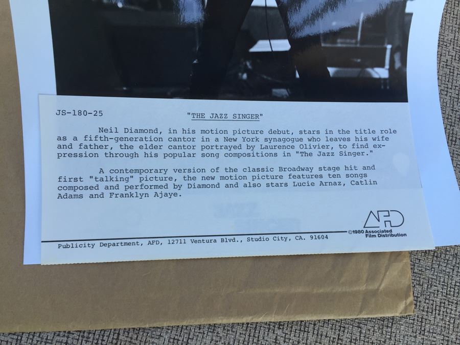 Neil Diamond Collectibles Lot [Photo 23]