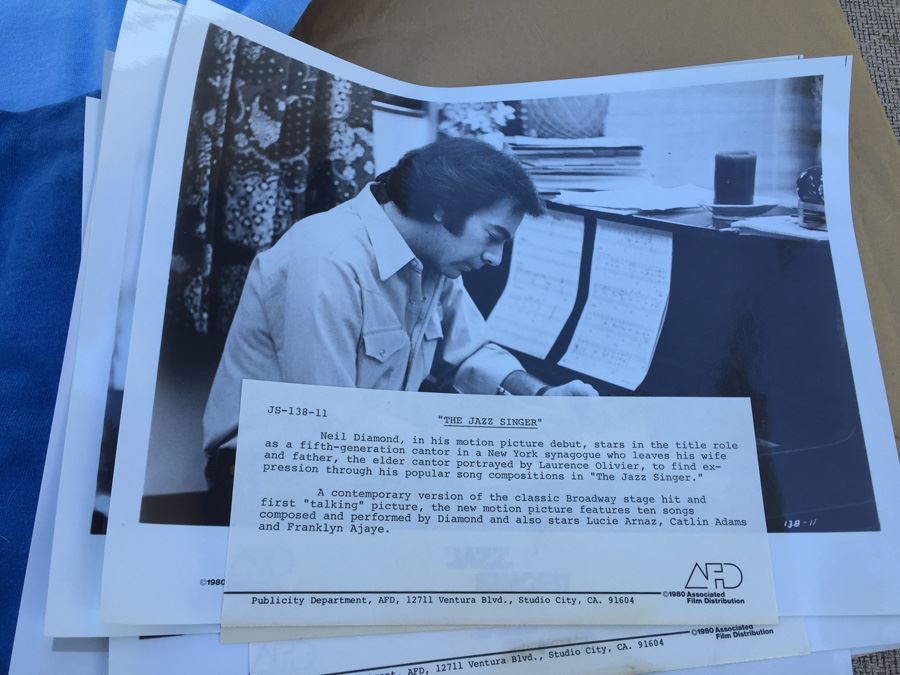 Neil Diamond Collectibles Lot [Photo 14]