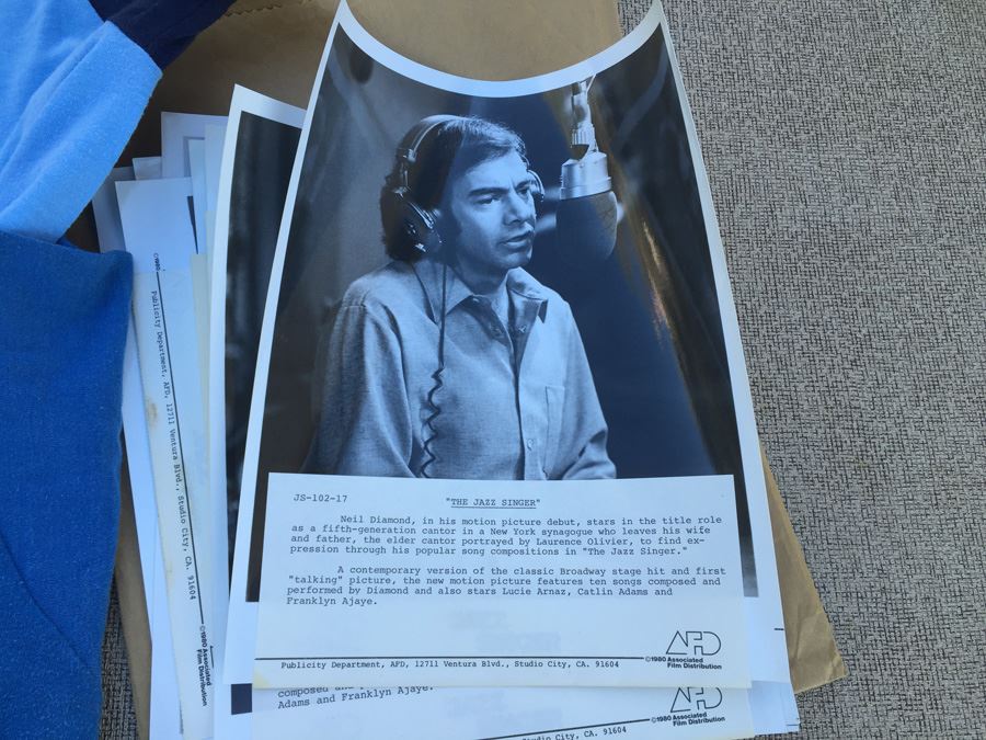 Neil Diamond Collectibles Lot [Photo 10]