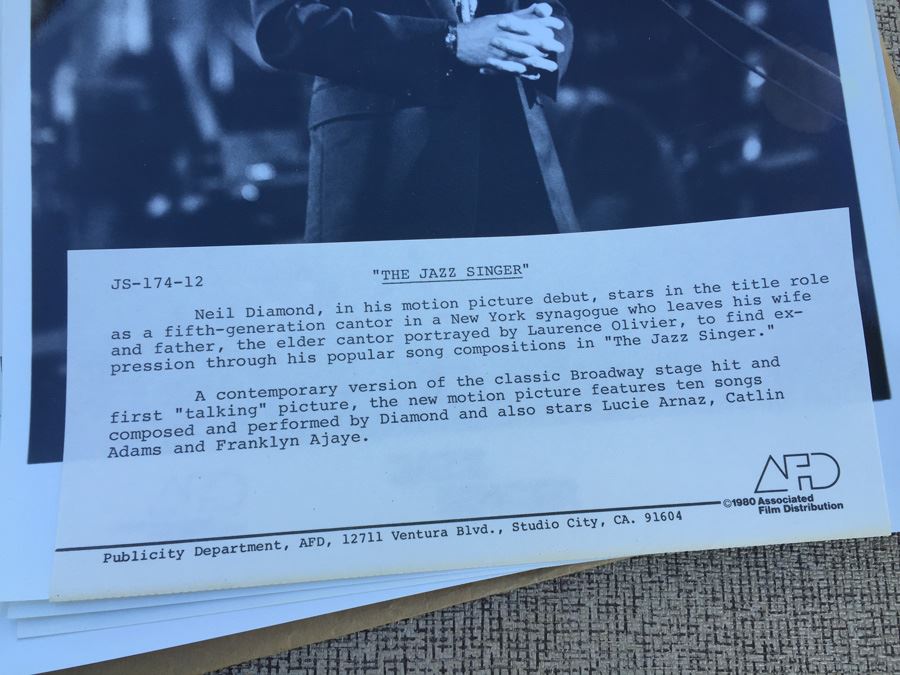 Neil Diamond Collectibles Lot [Photo 13]